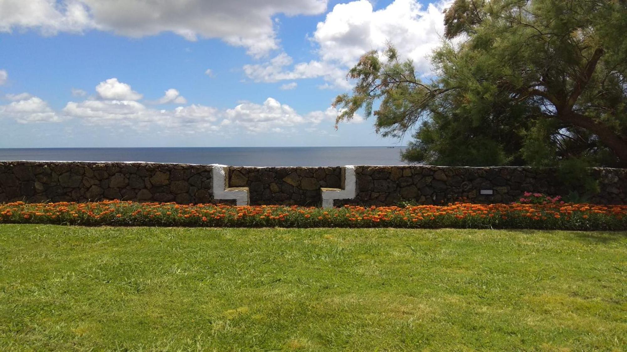 Alluar Lodge Angra do Heroismo Exterior photo